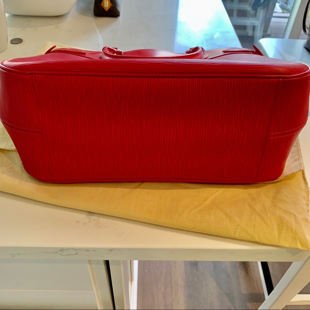 Louis Vuitton red leather bag NEW - Picture 4 of 6